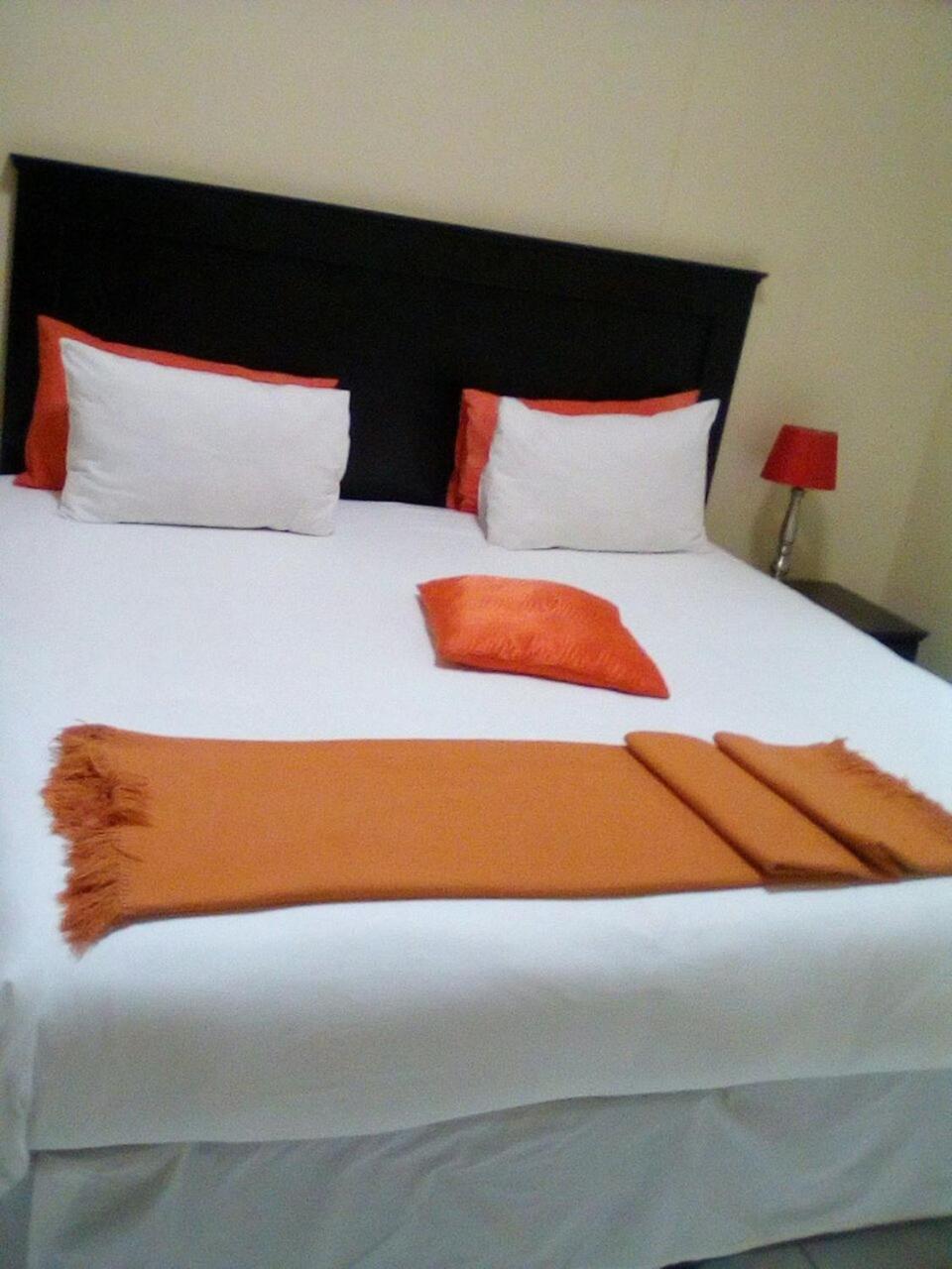 Maple Guest House Pretoria-Noord エクステリア 写真