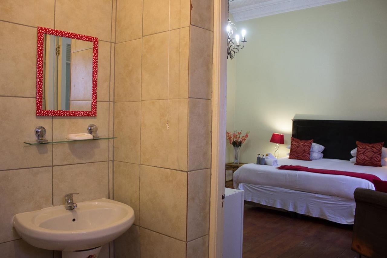Maple Guest House Pretoria-Noord エクステリア 写真