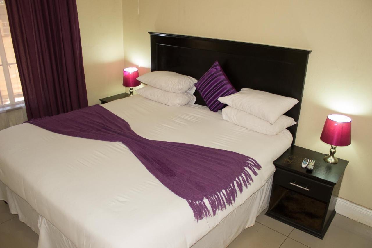 Maple Guest House Pretoria-Noord エクステリア 写真