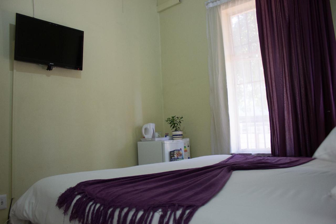 Maple Guest House Pretoria-Noord エクステリア 写真